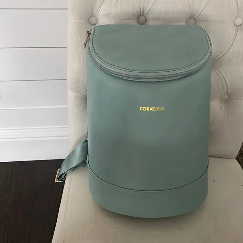 Corkcicle aqua cooler backpack